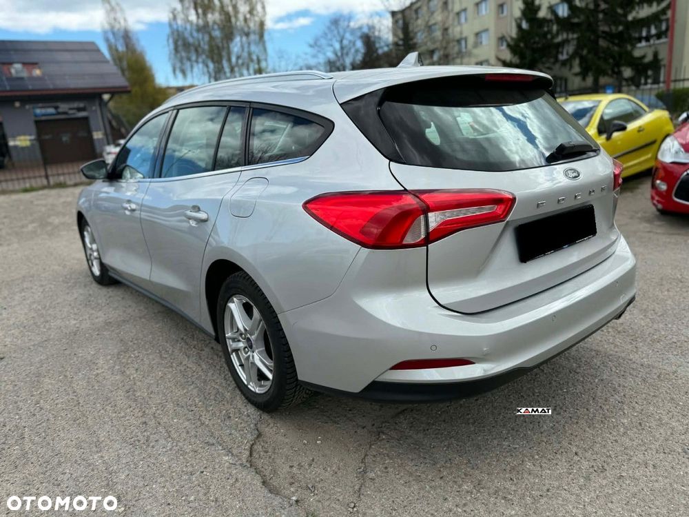 Ford Focus 1.5 TDCi Titanium ASS - 6