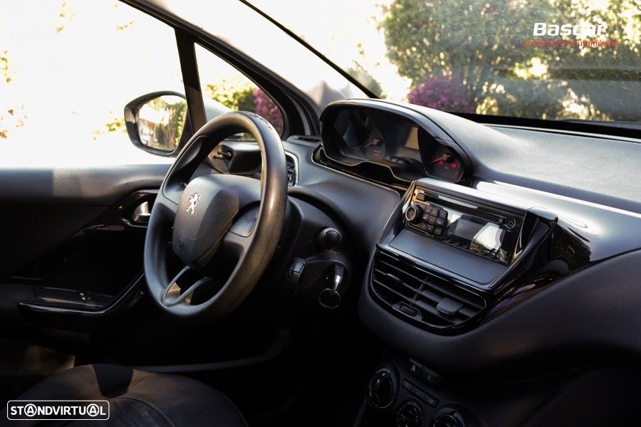 Peugeot 208 1.4 HDi Active - 12