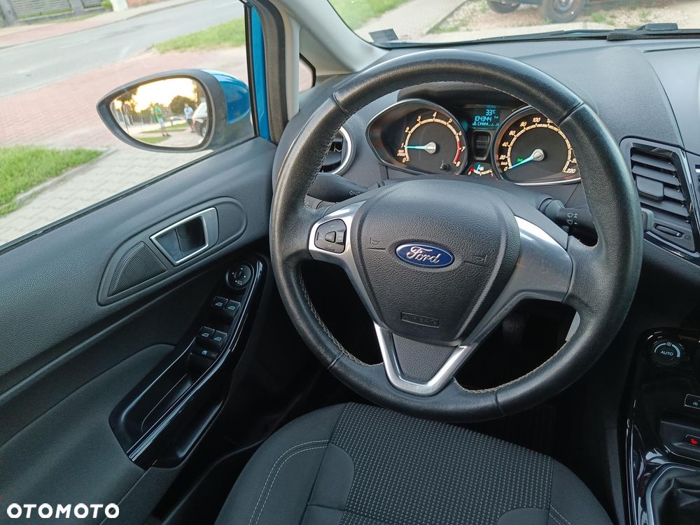 Ford Fiesta 1.0 EcoBoost STart-Stop Titanium - 30