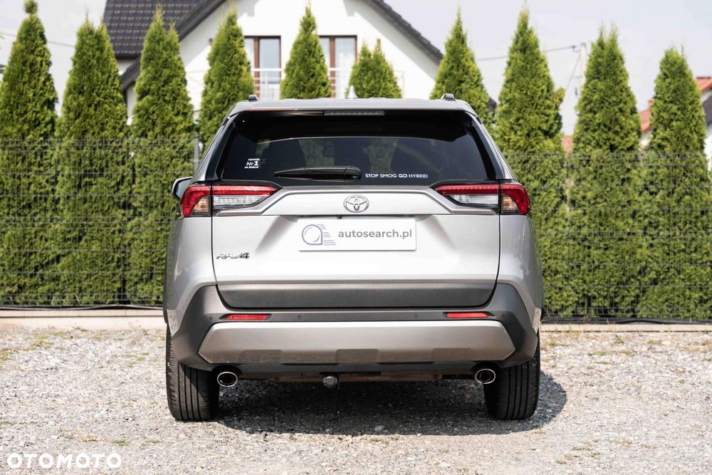 Toyota RAV4 - 6