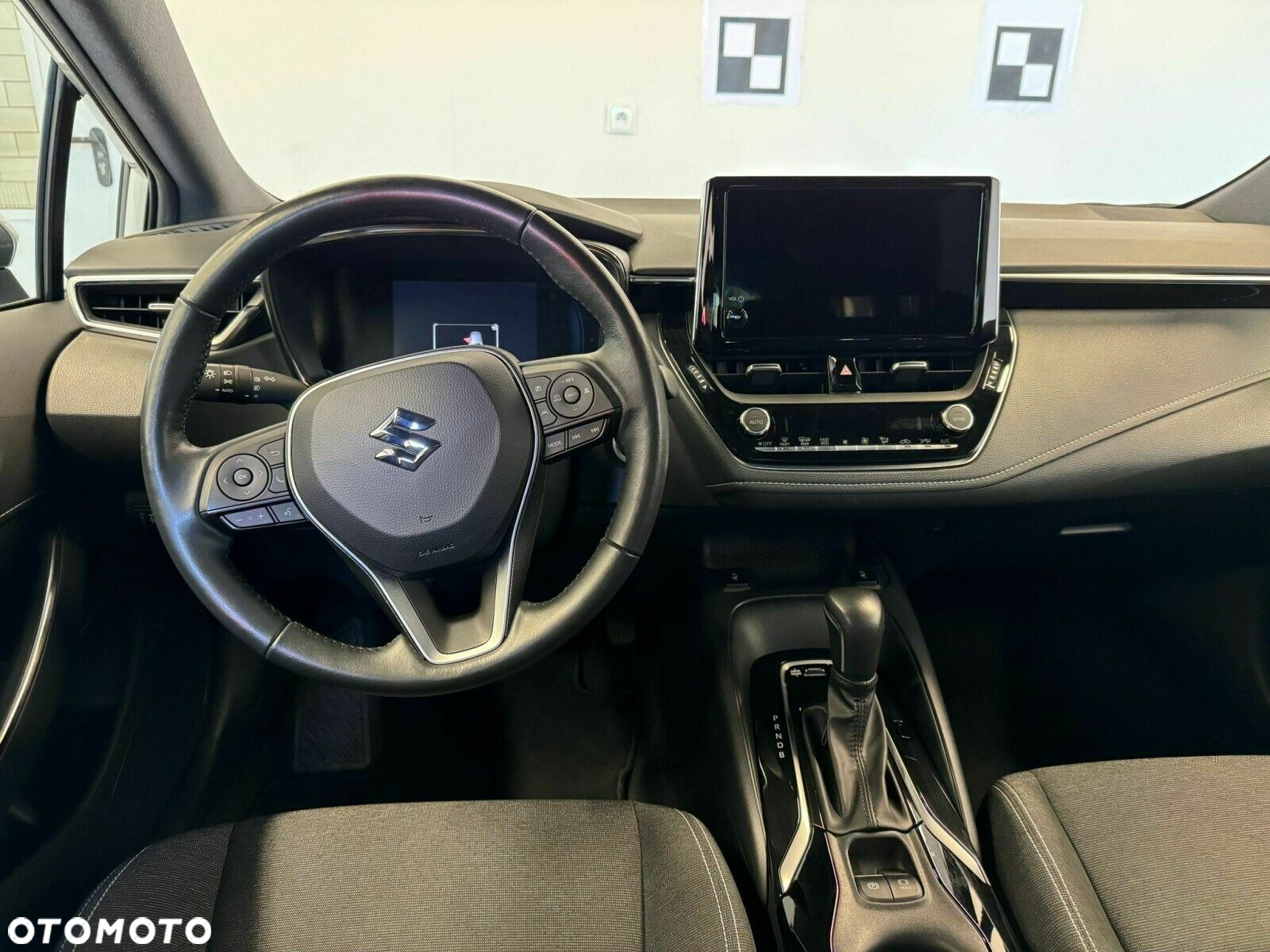 Suzuki Swace - 13