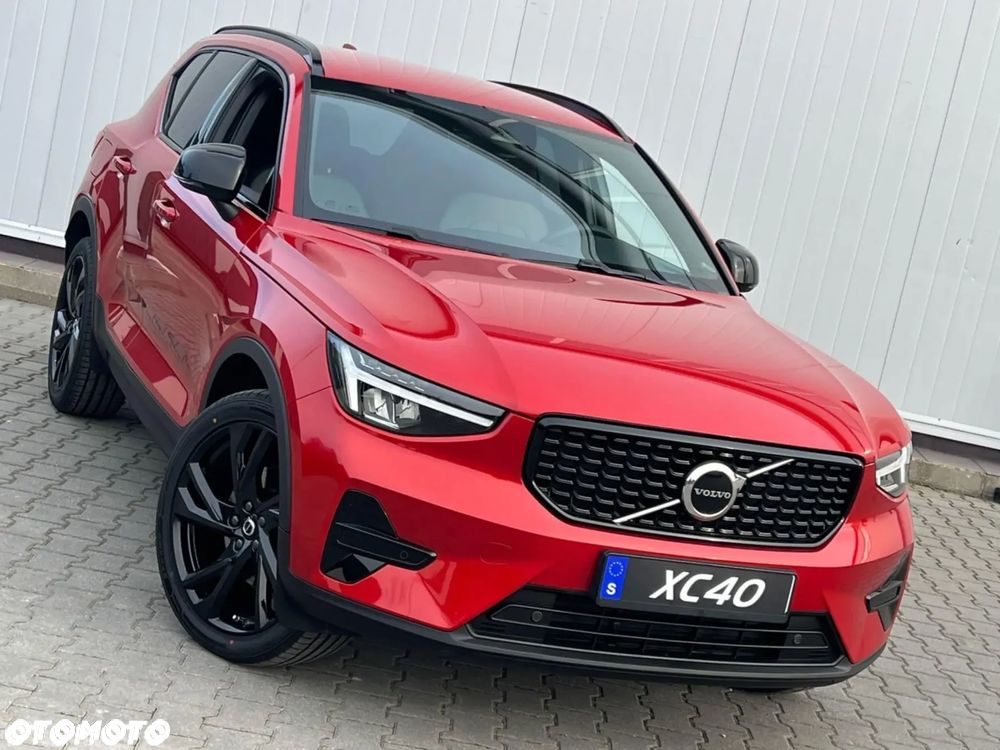 Volvo XC 40 B4 AWD Ultimate Dark - 8