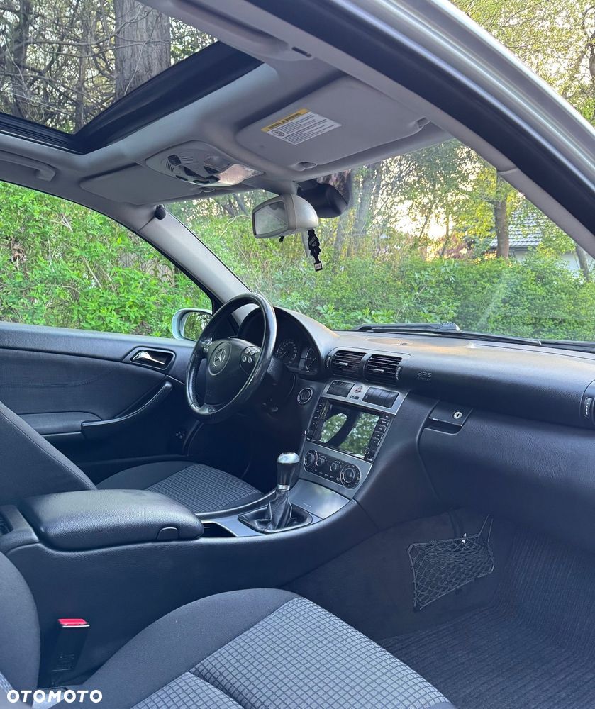 Mercedes-Benz Klasa C 180 Kompressor - 13