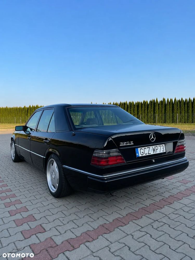Mercedes-Benz W124 (1984-1993) - 5