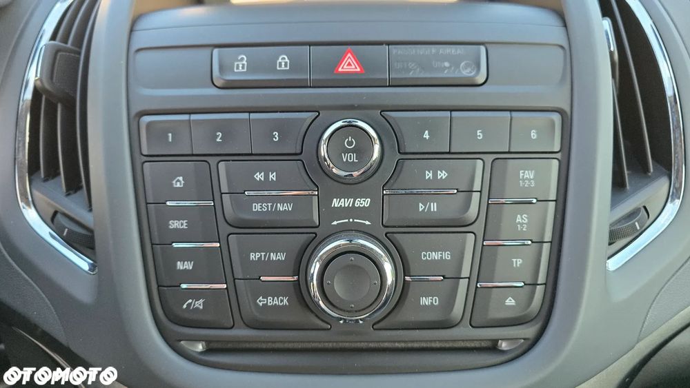 Opel Zafira - 18