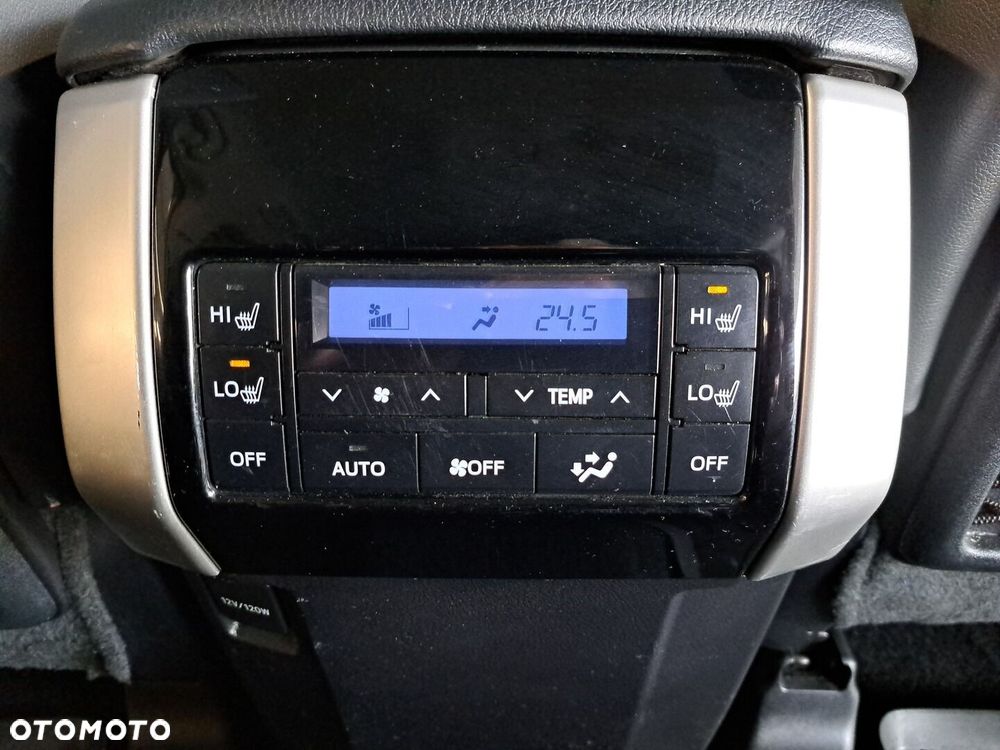 Toyota Land Cruiser LC 2.8 D-4D Invincible - 17
