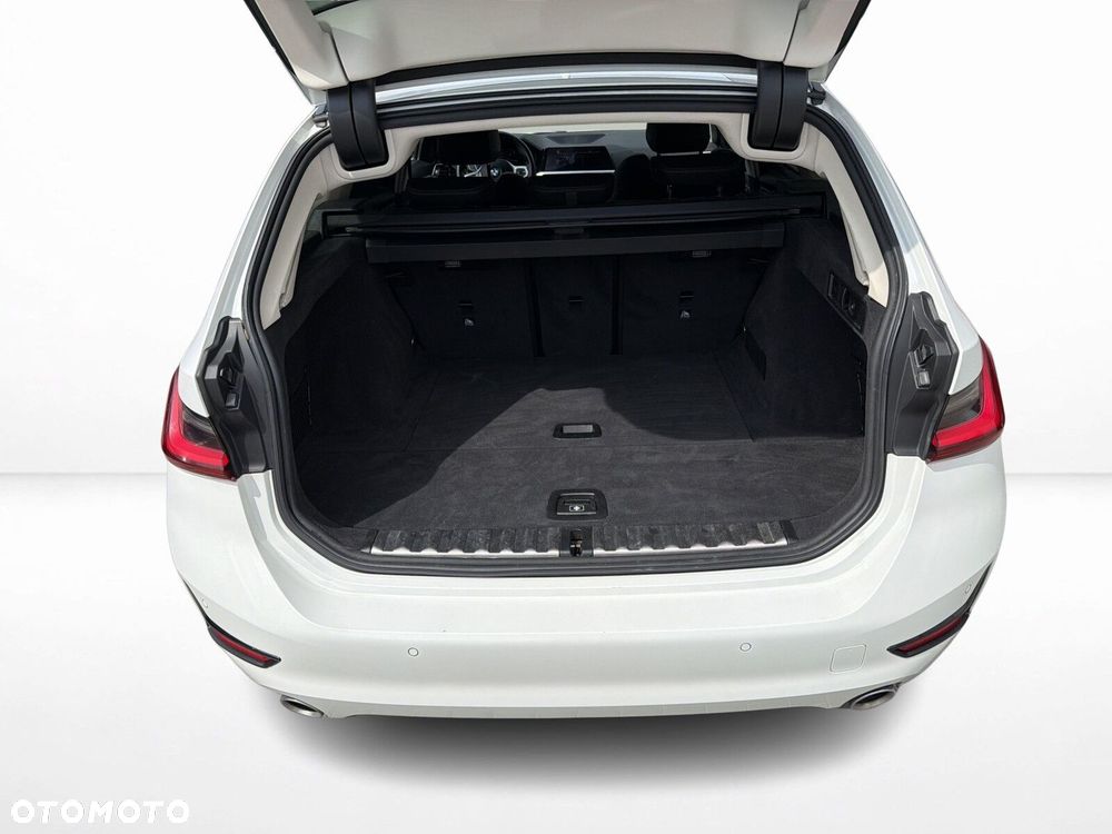 BMW Seria 3 - 31