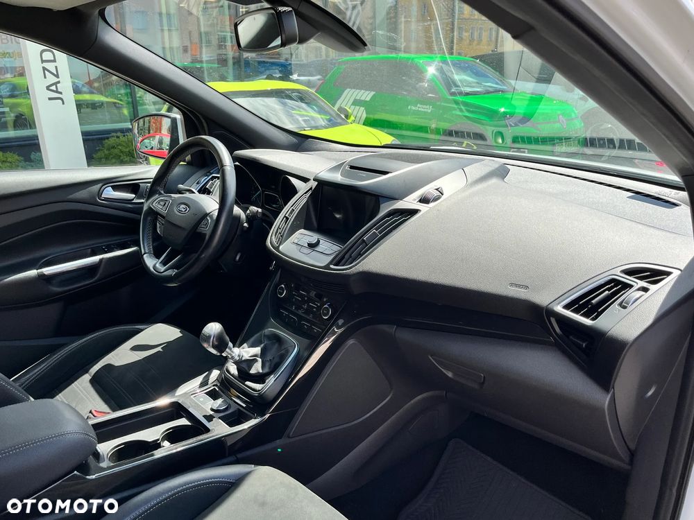 Ford Kuga 1.5 EcoBoost FWD ST-Line ASS GPF - 12