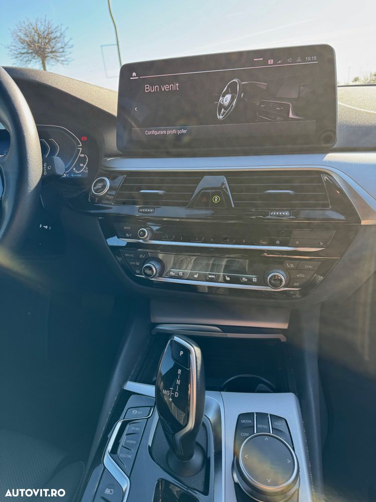 BMW Seria 5 530e Aut. - 16