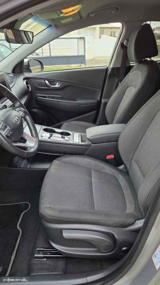 Hyundai Kauai 39 kWh Executive - 23