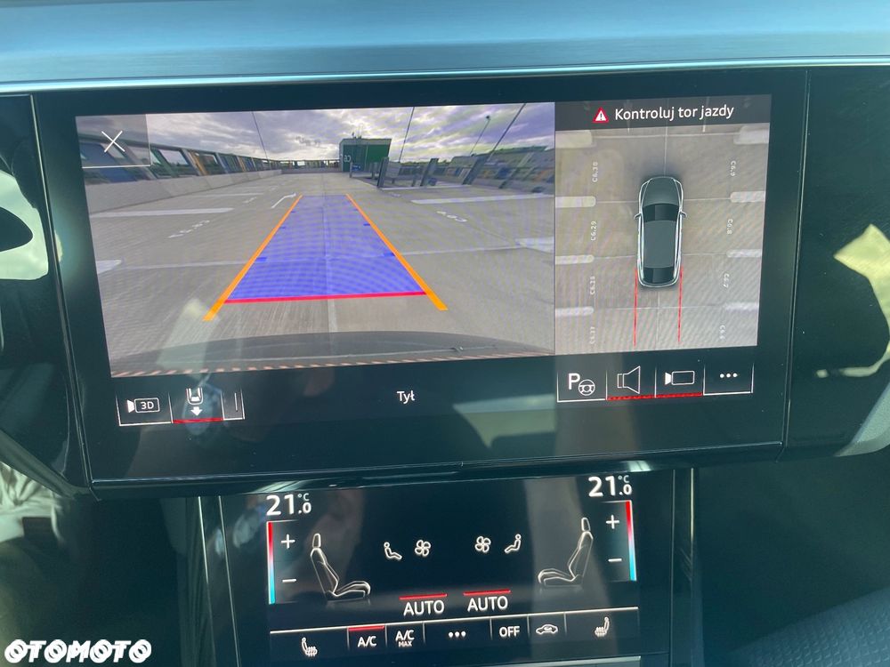 Audi Q8 Sportback e-tron - 28
