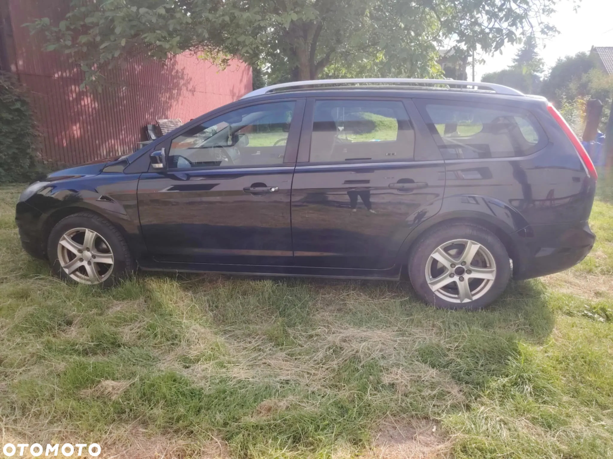 Ford Focus 1.8 FF Ghia - 18