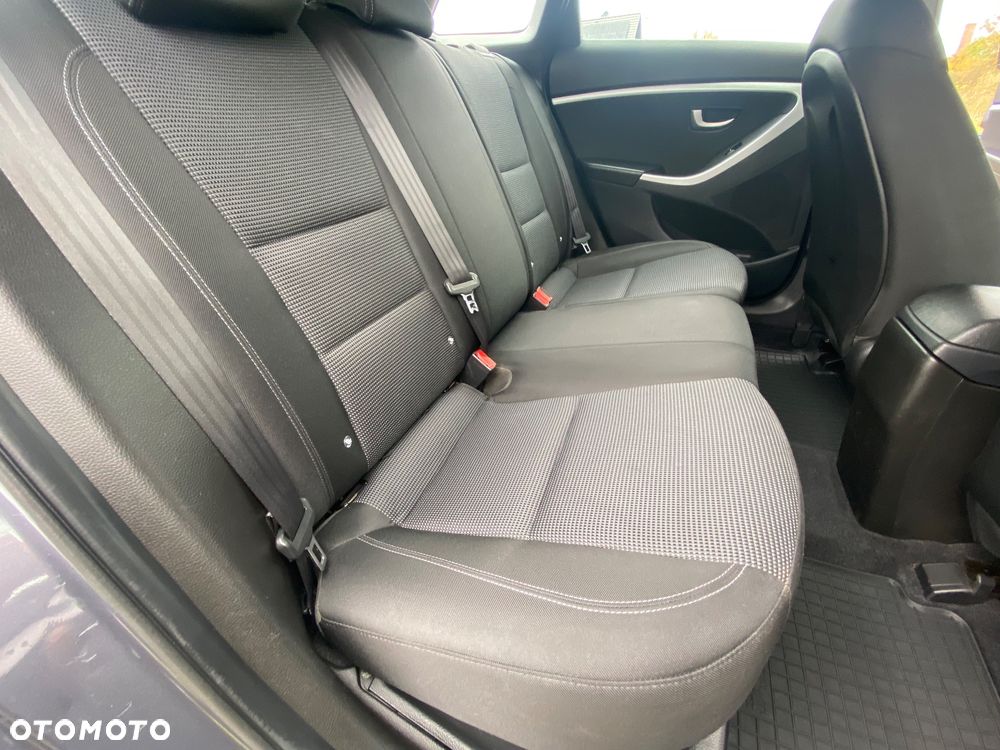 Hyundai i30 1.4 BlueDrive Comfort - 31