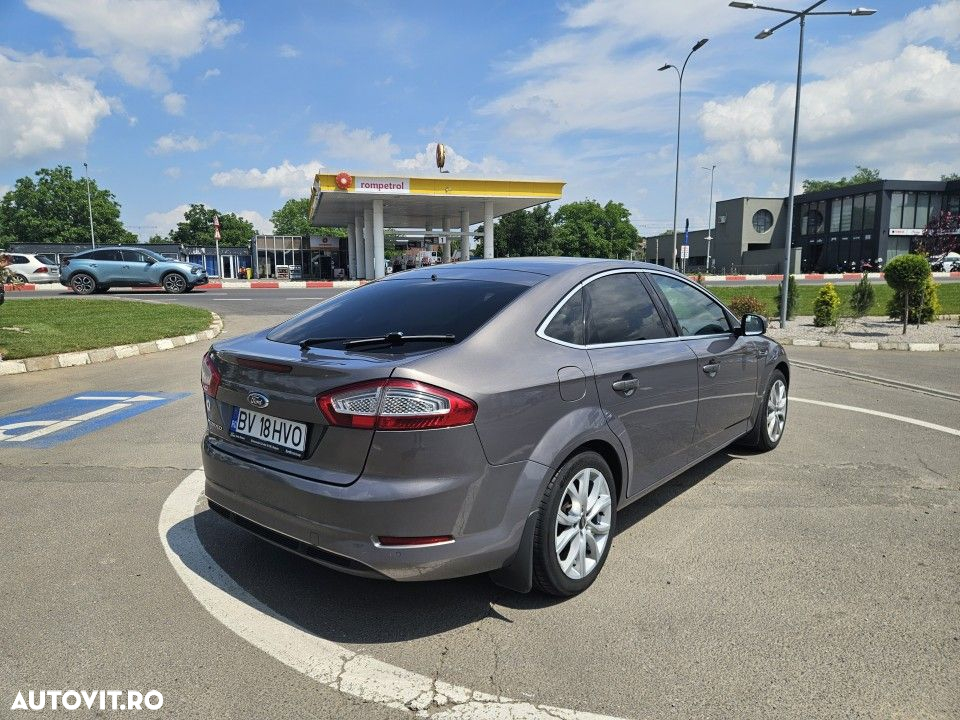 Ford Mondeo - 8
