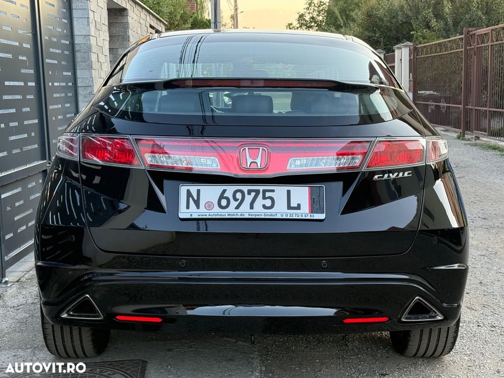 Honda Civic 1.8i-VTEC Sport - 29