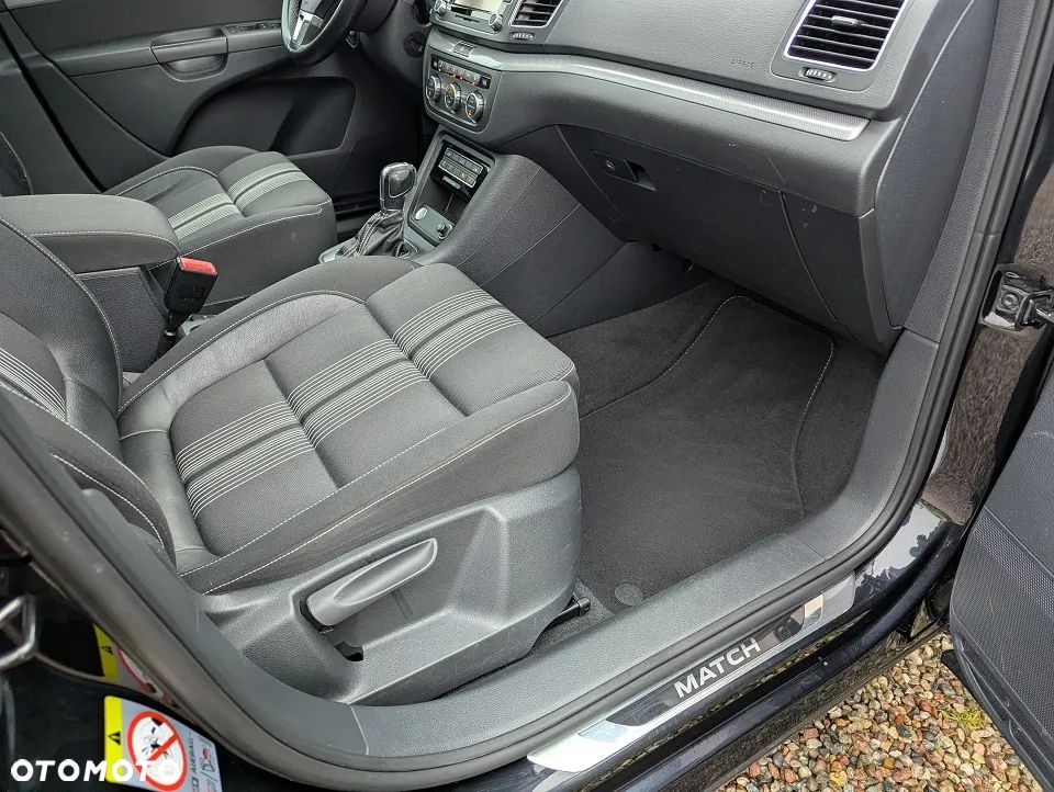 Volkswagen Sharan 2.0 TDI DSG Blue Motion Match - 25