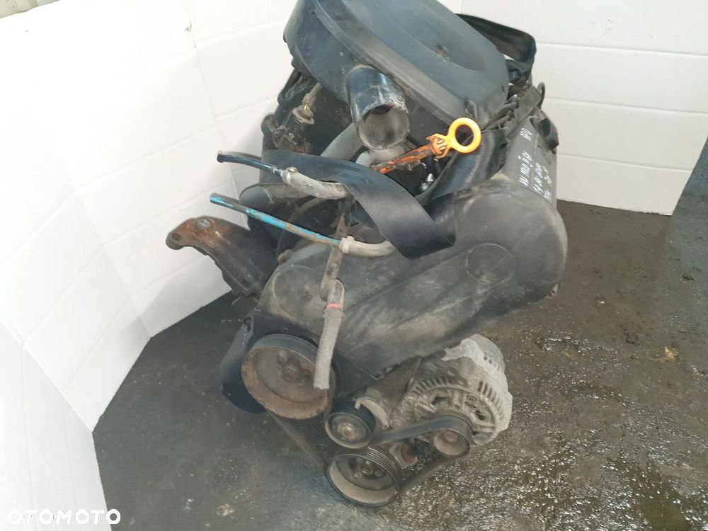 SILNIK GOŁY SŁUPEK 1.4 8v 60 KM APQ VW POLO III 6N - 4