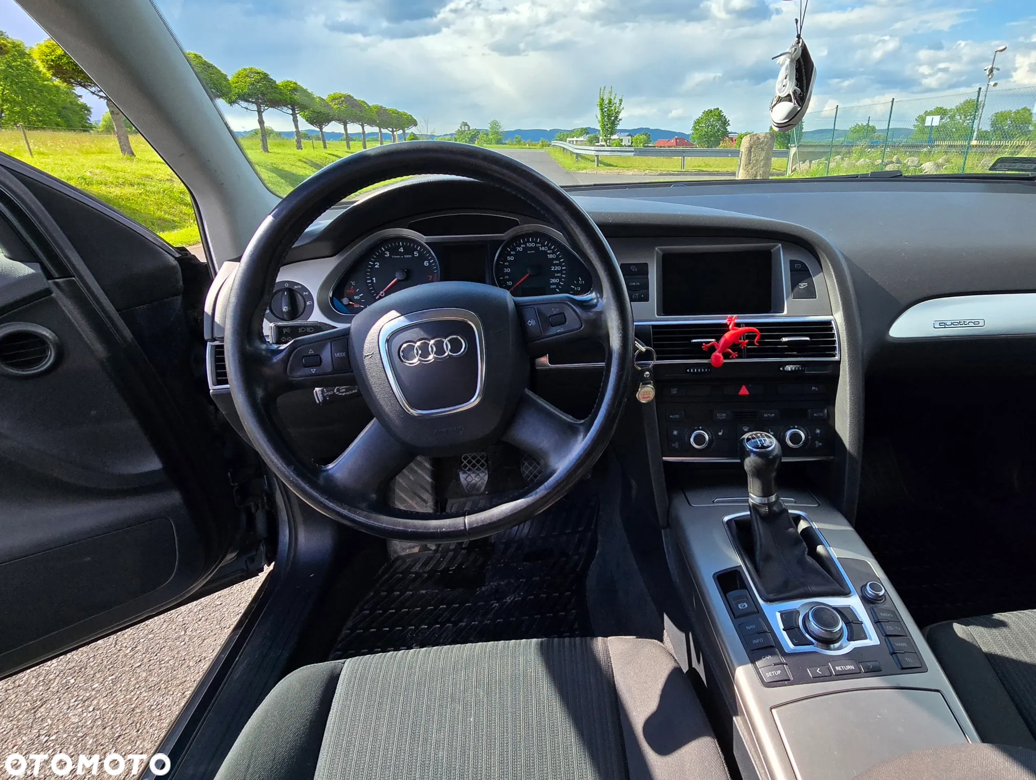 Audi A6 Avant 2.4 quattro - 9