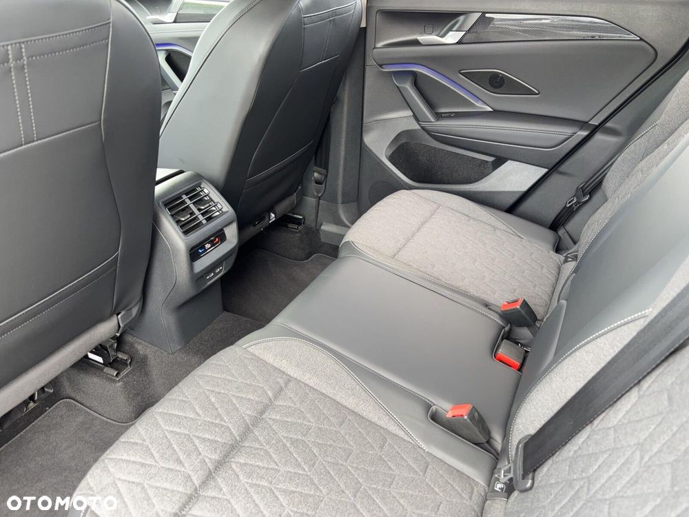 Volkswagen Tiguan - 16
