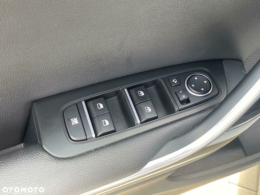 Kia Ceed - 24