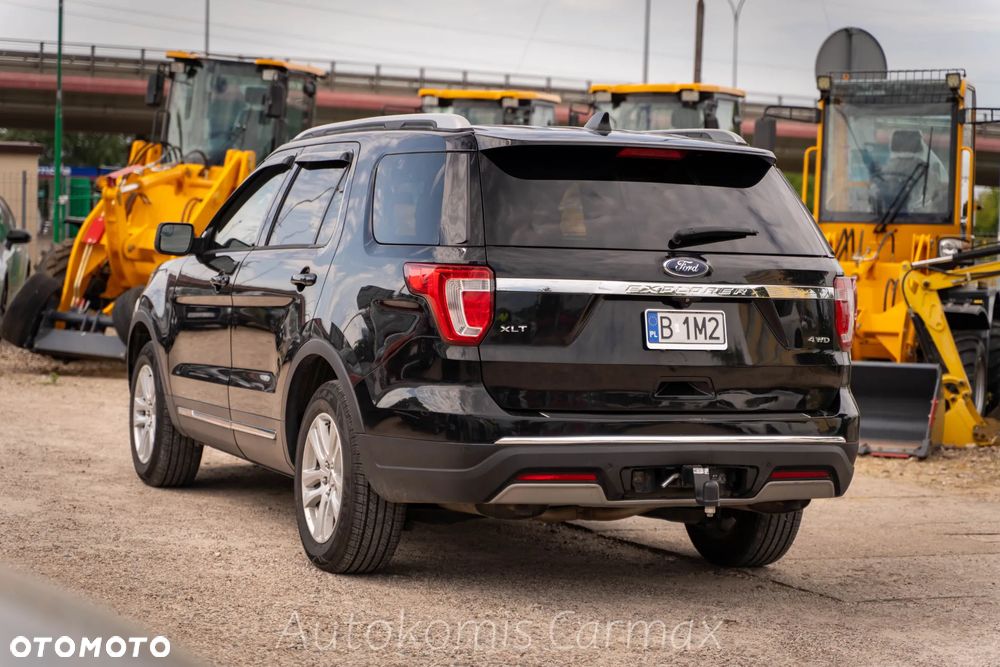 Ford Explorer - 11