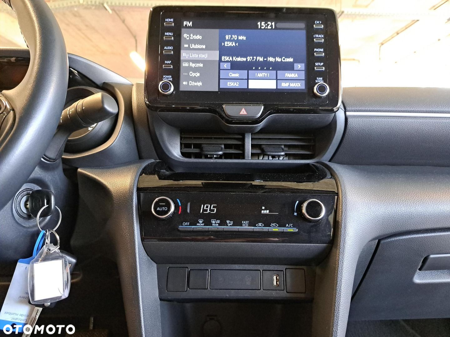 Toyota Yaris Cross - 19