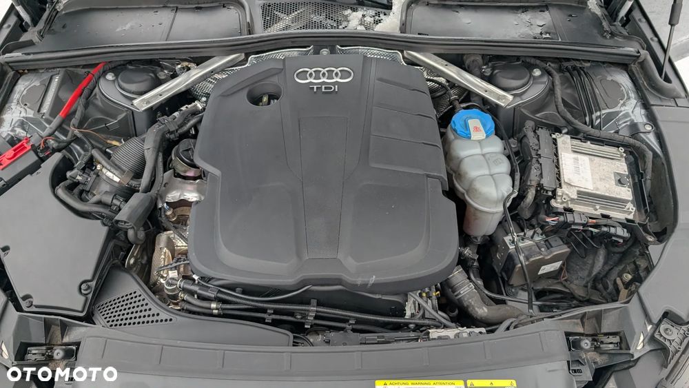 Audi A4 Avant 2.0 TDI ultra S tronic - 19