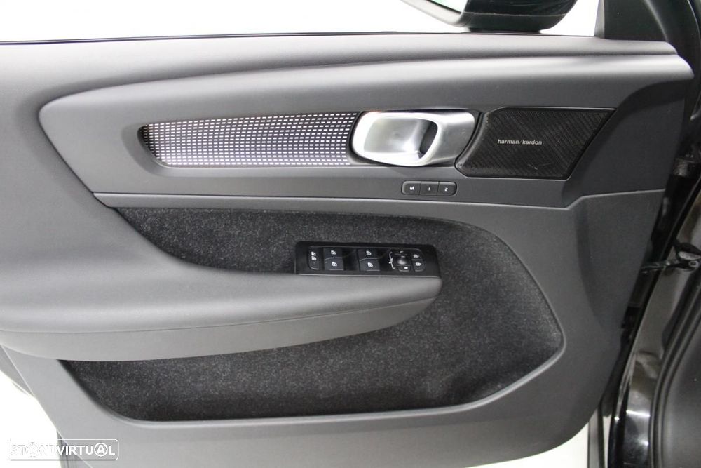 Volvo XC 40 Recharge Twin Plus - 10