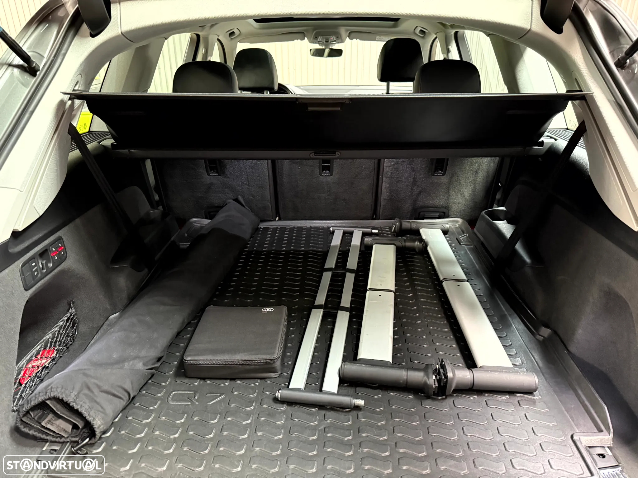Audi Q7 3.0 TDI quattro S-line Tiptronic 7L - 58