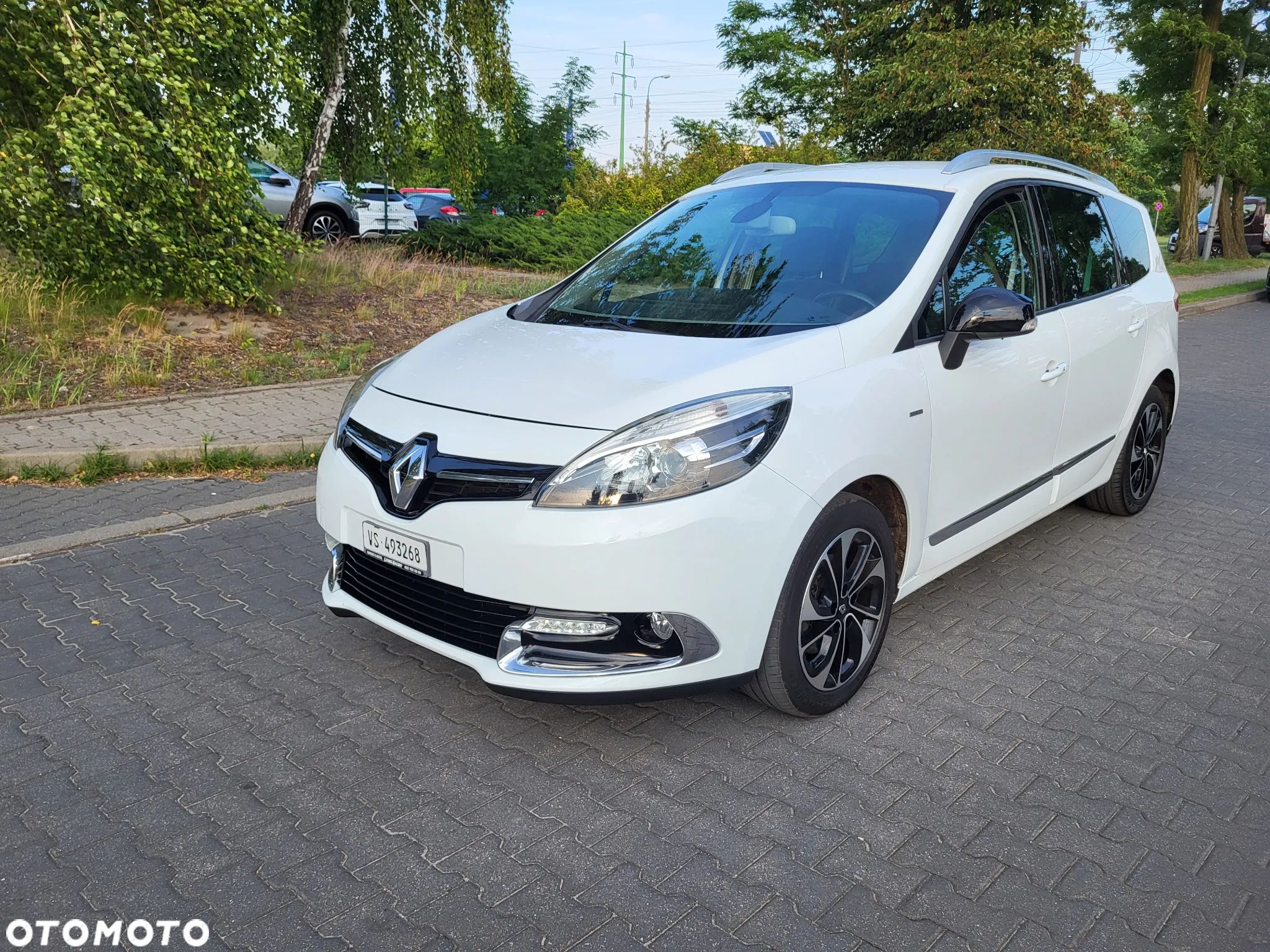 Renault Scenic 2.0 16V 140 CVT Dynamique - 1