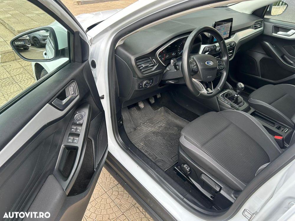 Ford Focus 1.0 EcoBoost Trend - 8