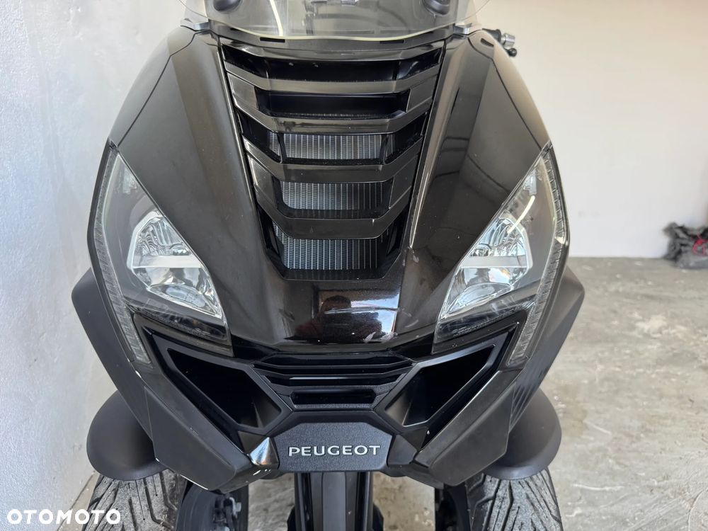 Peugeot Metropolis - 26