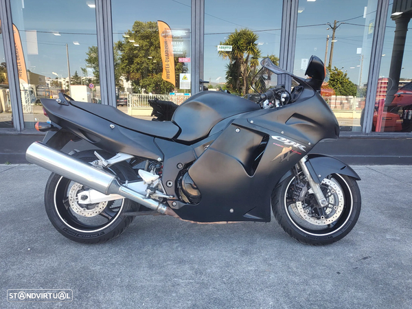 Honda CBR  1100 XX