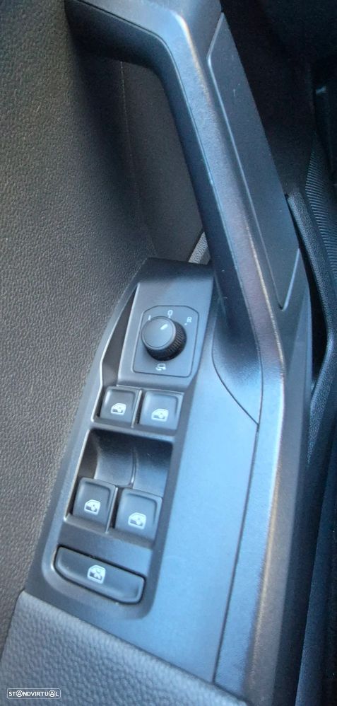 SEAT Arona 1.0 TSI Wave Plus DSG - 16