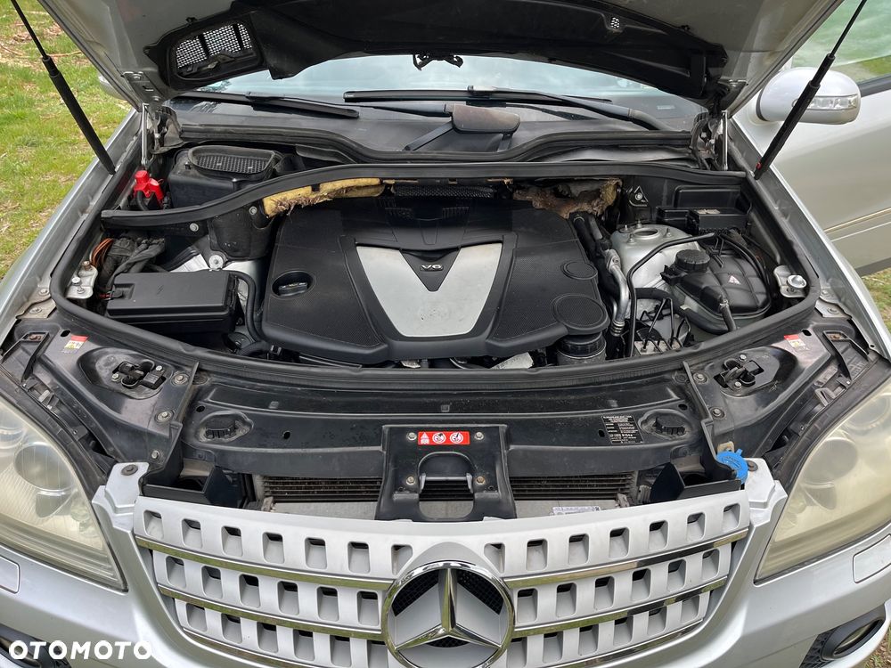 Mercedes-Benz ML - 10