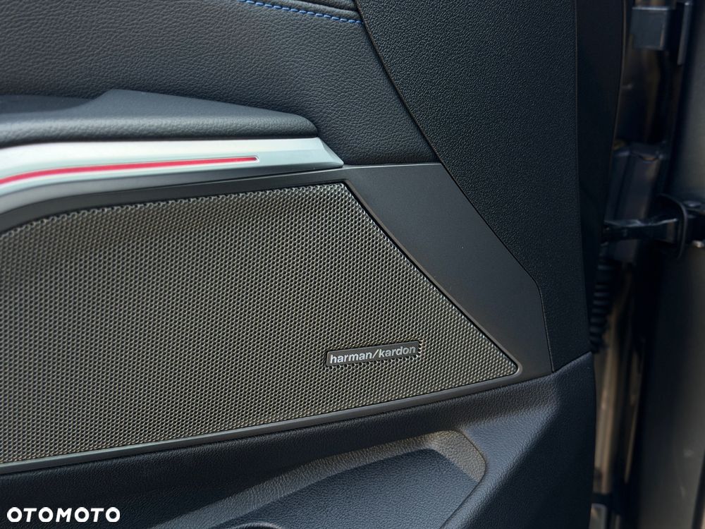 BMW Seria 3 320d Edition M Sport Shadow - 32