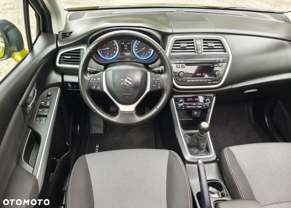 Suzuki SX4 S-Cross 1.6 VVT 4x2 limited+ - 24