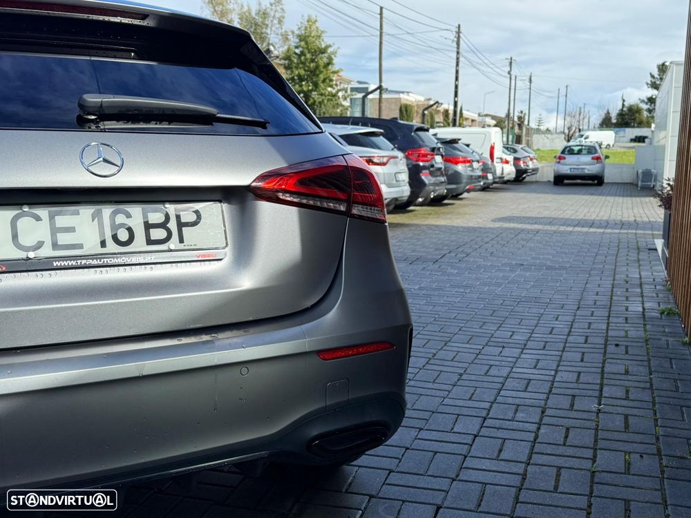 Mercedes-Benz A 250 e AMG Line - 14