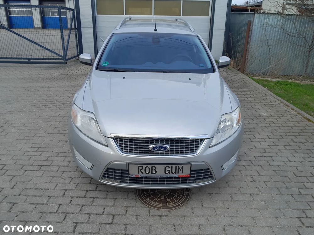 Ford Mondeo 2.0 Ghia - 8
