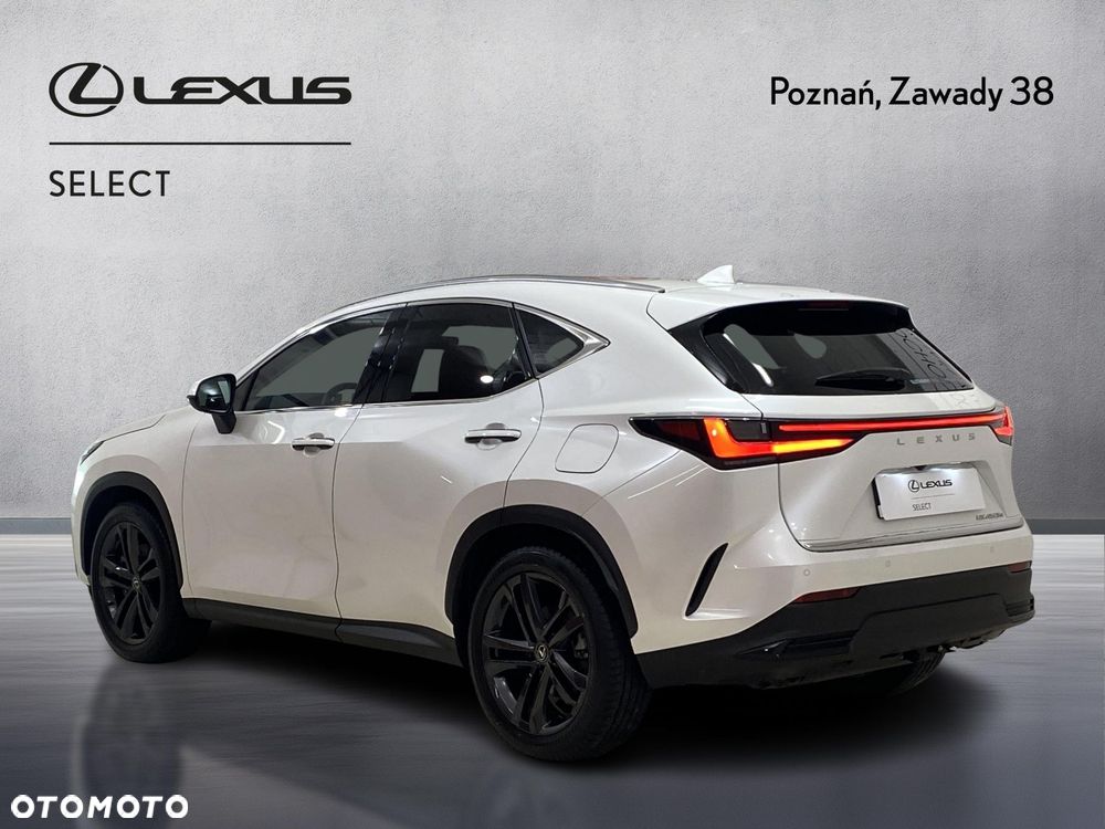 Lexus NX - 9