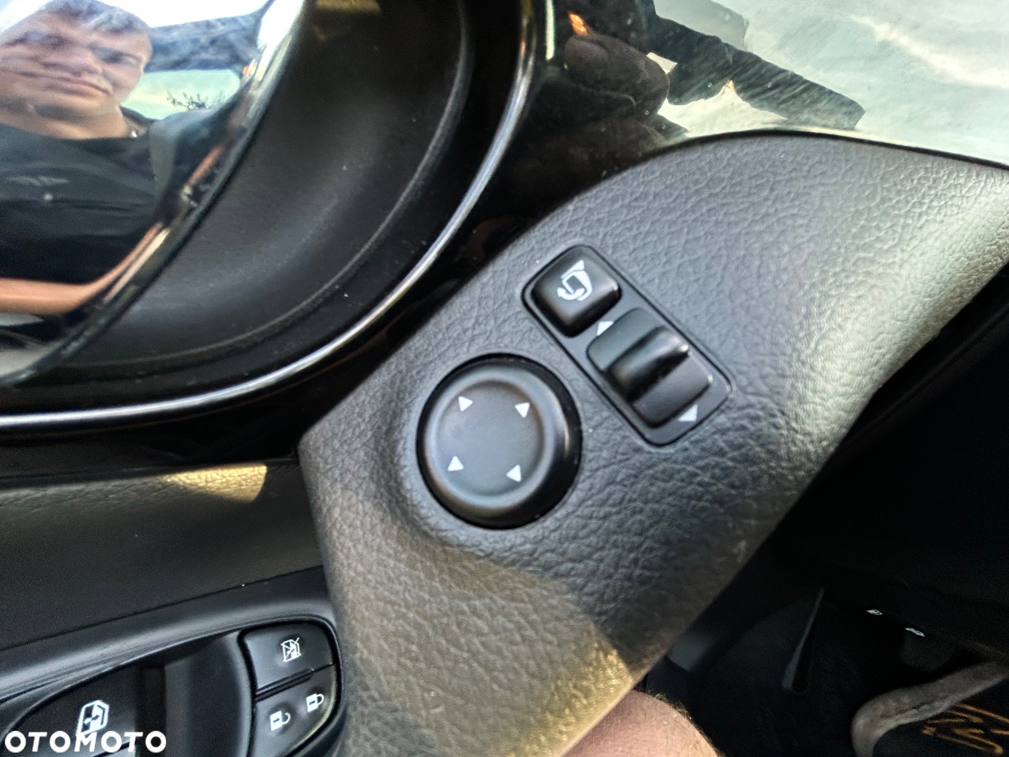 Nissan Qashqai - 35