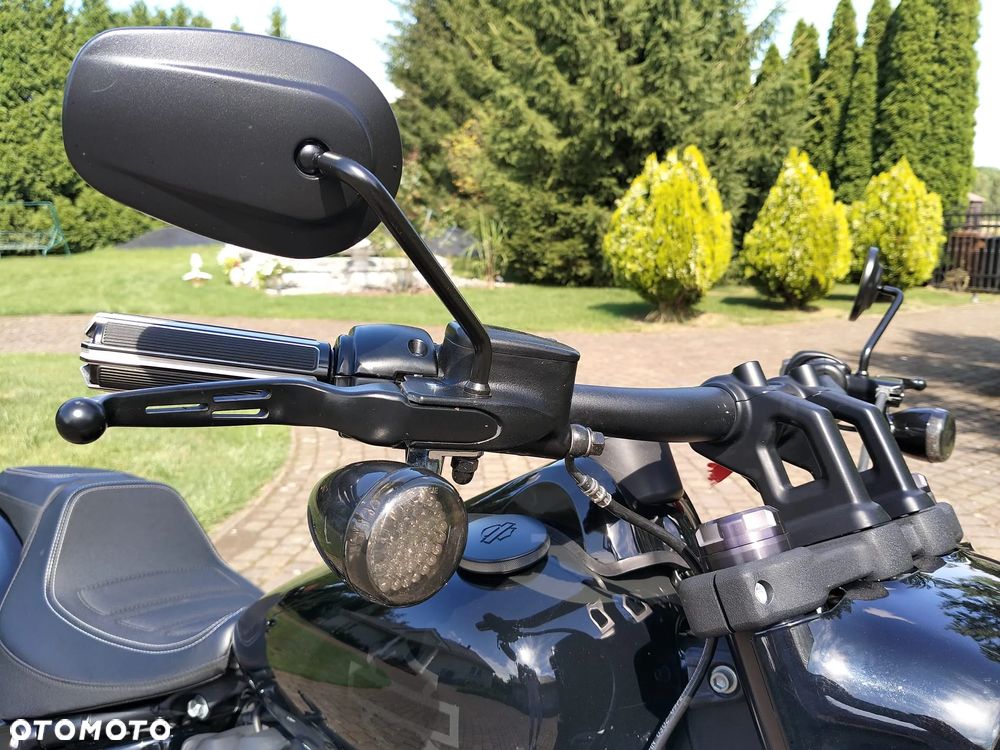 Harley-Davidson Softail Fat Bob - 19
