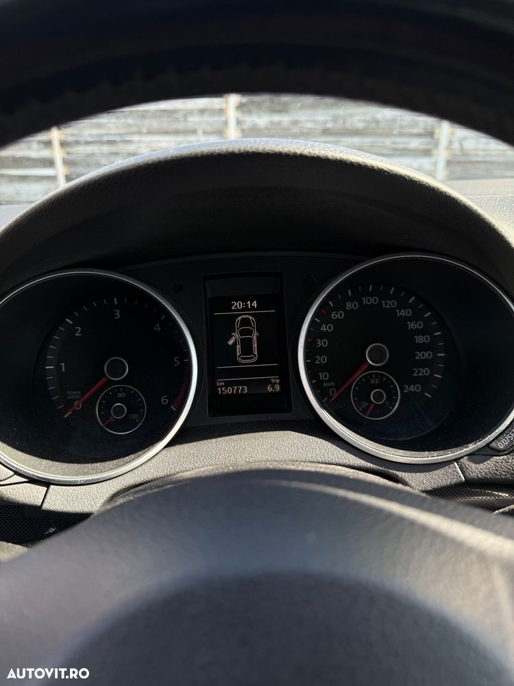 Volkswagen Golf 1.6 TDI DPF BMT DSG Comfortline - 10