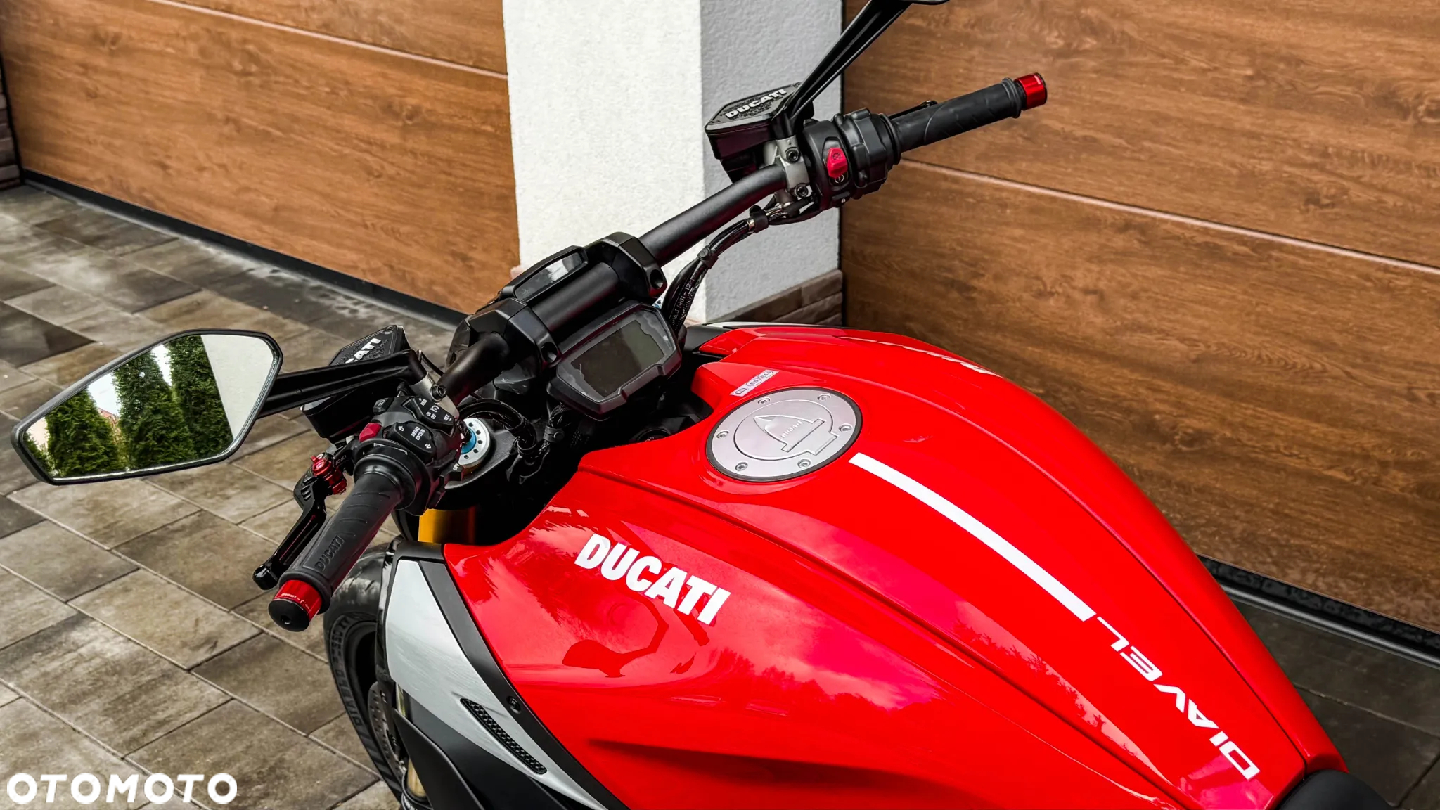 Ducati Diavel - 14