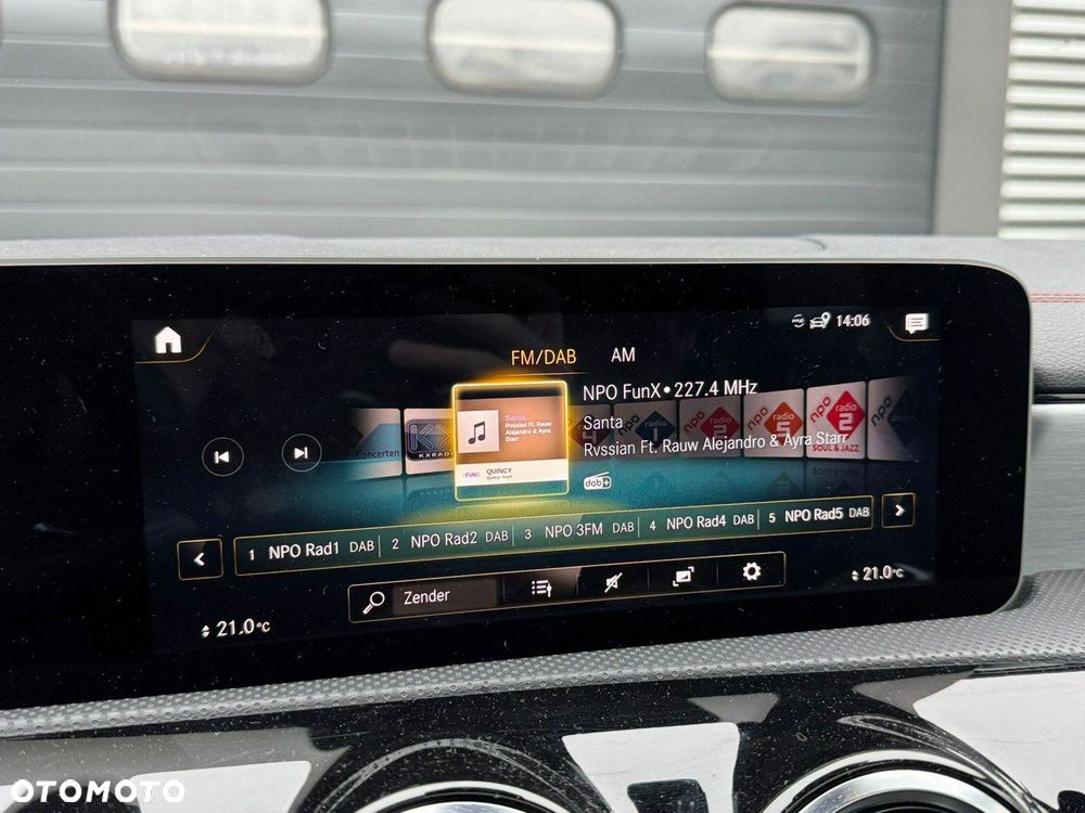 Mercedes-Benz CLA - 20