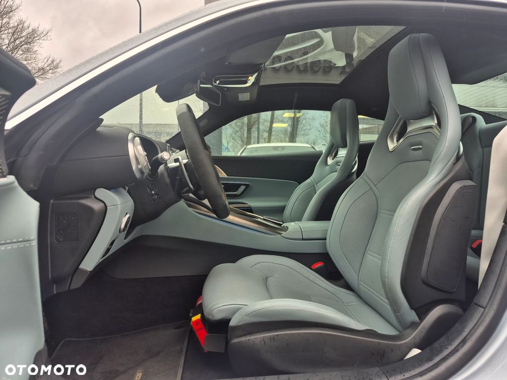 Mercedes-Benz AMG GT - 28