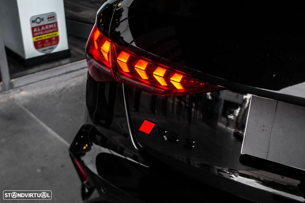 Audi RS3 Sportback 2.5 TFSI quattro S tronic - 11