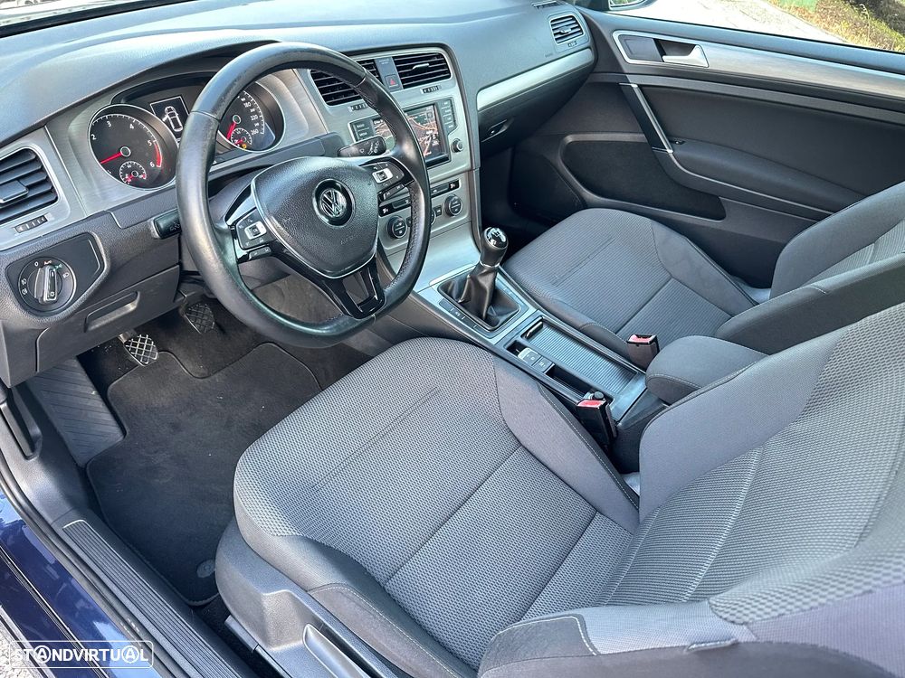 VW Golf 1.6 TDi R-Line - 6
