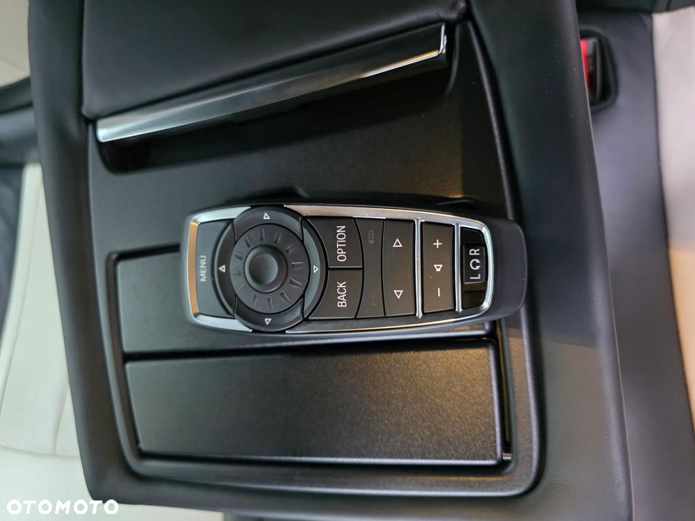 BMW X6 M50d - 17