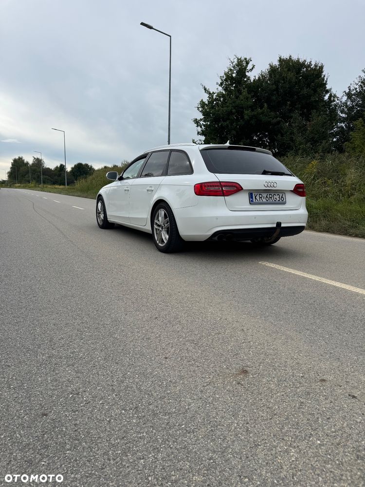 Audi A4 Avant - 13